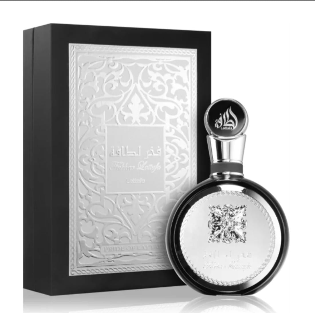 Lattafa Perfume Fakhar Black EDP para Hombres 100 ml Fragancia Masculina de Alta Calidad
