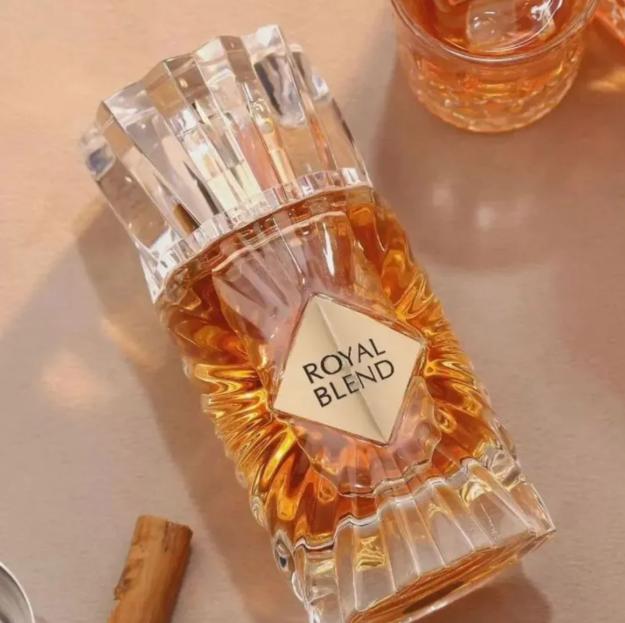 French Avenue Perfume Royal Blend ExDP para Hombres y Mujeres 100 ml Fragancia Unisex de Calidad Superior