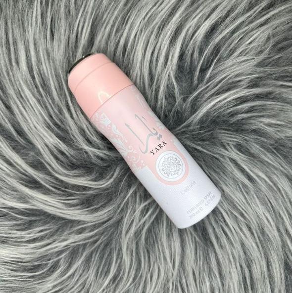 Lattafa Desodorante Yara Rosa de 200 ml para Mujeres Perfumado Spray Fresco y Duradero